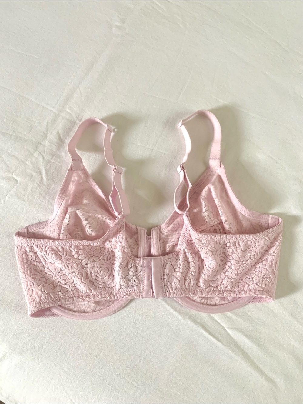 Wacoal Halo Lace Unlined Convertible Bra - Light Pink. 38DD - Picture 3 of 5